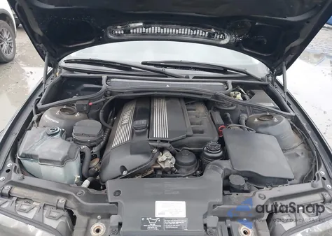 2001 BMW 325I z USA, uszkodzony, nr VIN WBAAV33461FV05316